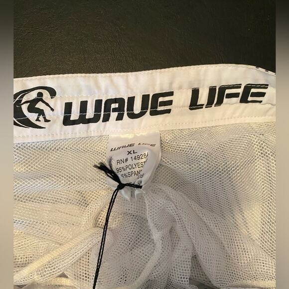 Wave Life Men's XL Swim Board Shorts Green Black Swim Beach Travel Resort NWT - Picture 6 of 11
